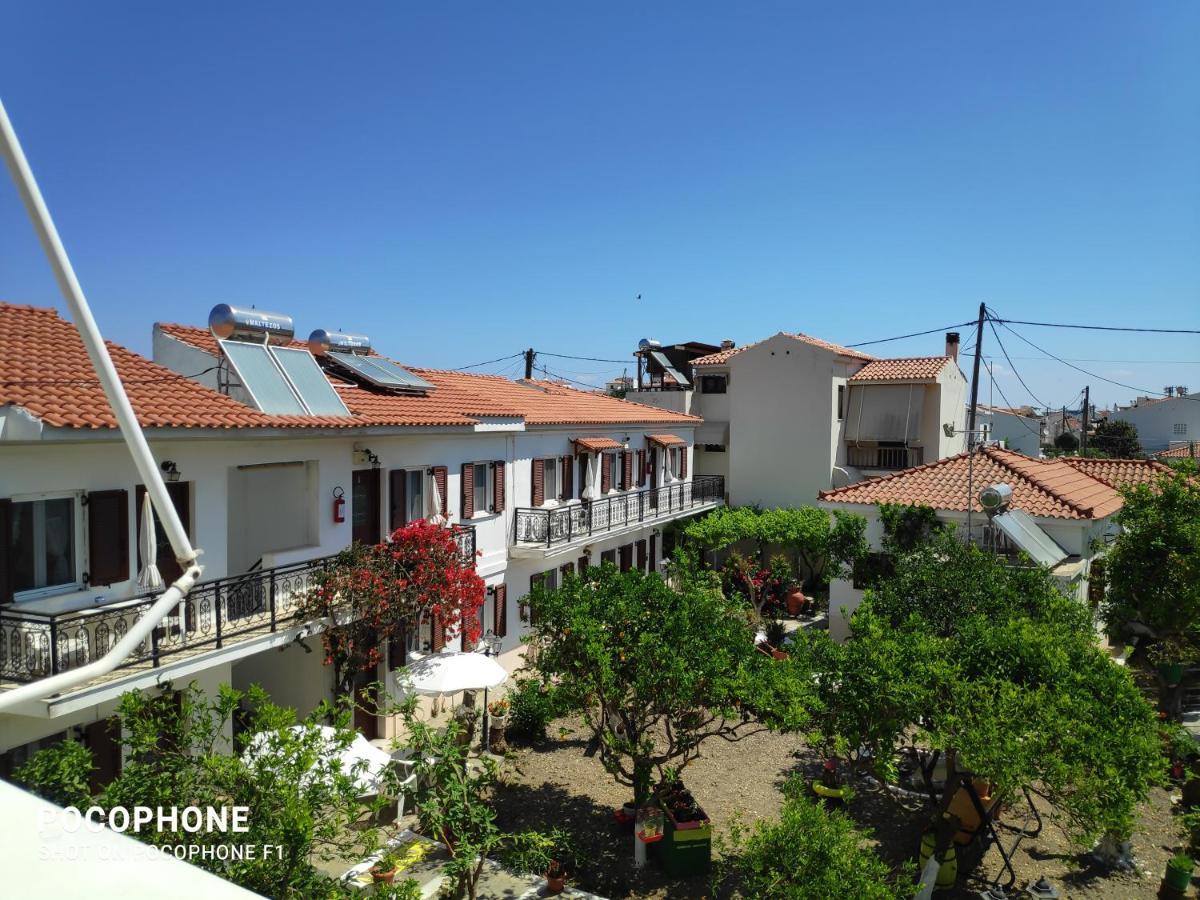 Katerina Apartments Kokkari Exterior photo