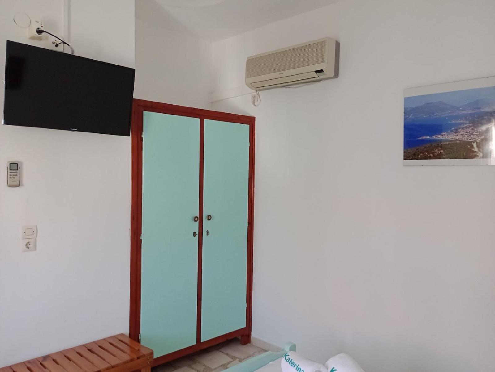 Katerina Apartments Kokkari Exterior photo