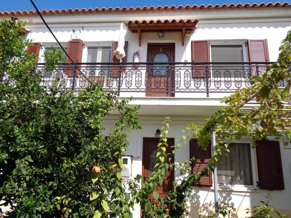 Katerina Apartments Kokkari Exterior photo
